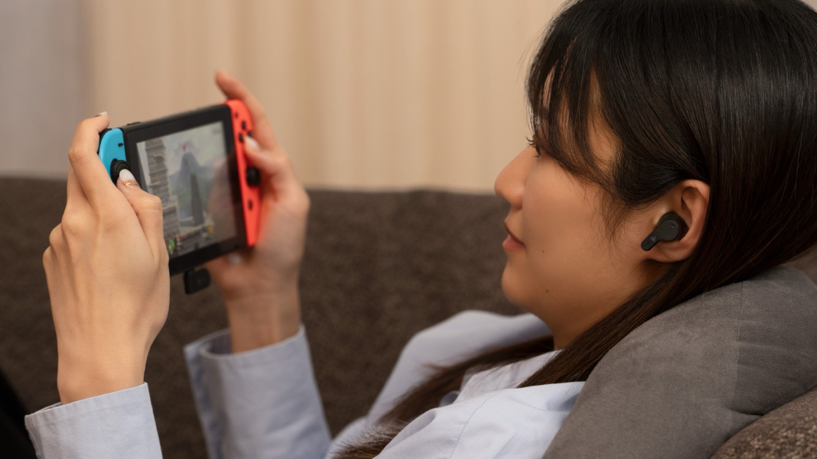 final VR 系列電競耳機：有線、真無線同耳罩三種玩法